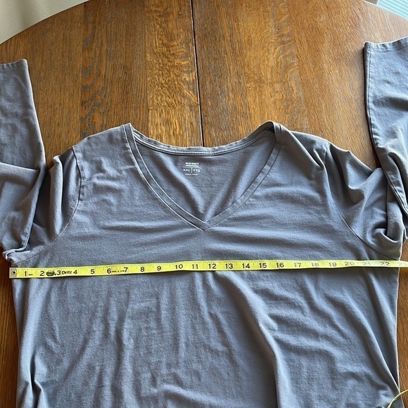 Old Navy Maternity Women’s V-neck Gray Knit Top Long Sleeve Ruched Size XXL - Picture 7 of 12